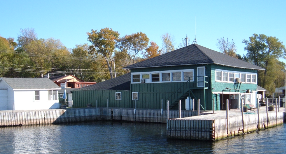 Henchen Marina and Fishing Camp – Your one-stop shop in Henderson Harbor  for lodging, bait, tackle, marine gas, marine repairs, beer/soda/snacks,  Henderson Harbor apparel and more!